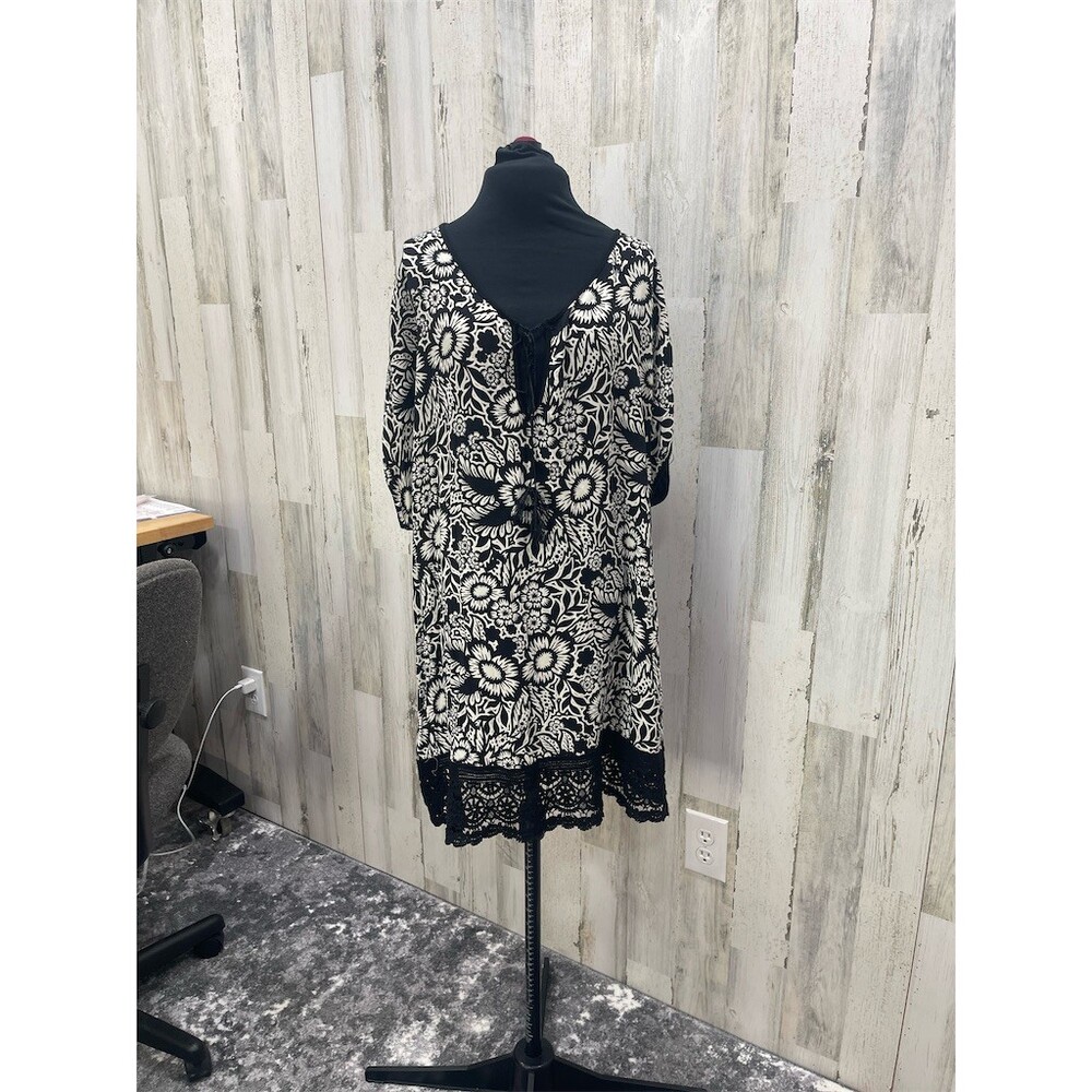 New Directions Dress Womens Plus 2X Black White Floral Tunic Shift Lace